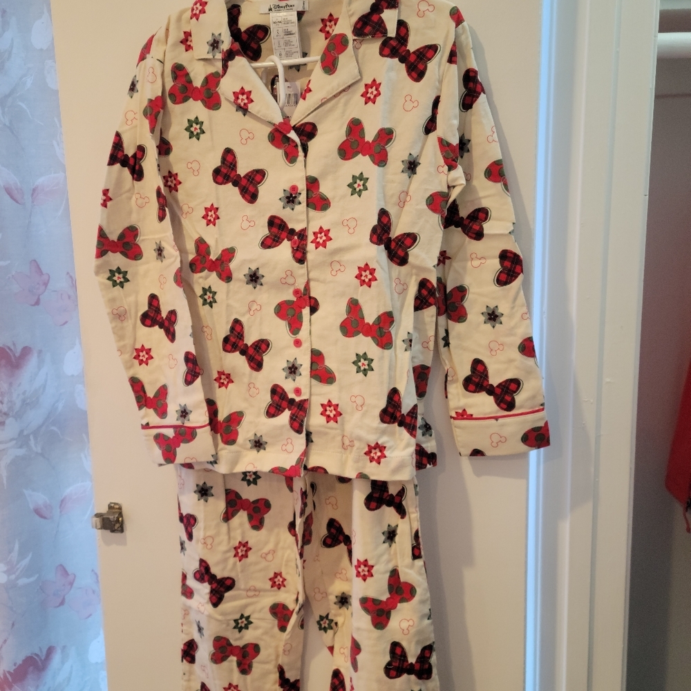 Womens Holiday Minnie Disney Flannel Pajamas XS NWT